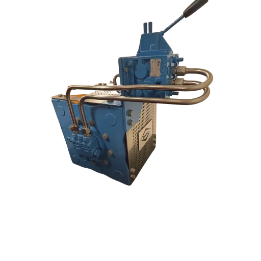 BWF2000  Vinsje 3100/2650 kg 210 bar 10-60 l/m m/ventil og auxiliary unit