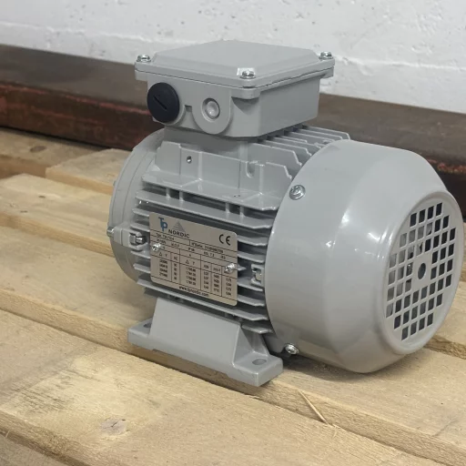 El.motor 0,37 kw T3A 712-4P 230/400V-50Hz B35 IP56 IE3